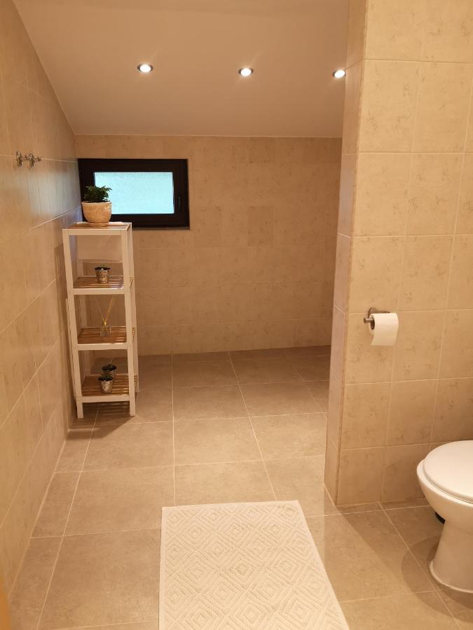 Algarte Guest House Madzhare Bagian luar foto