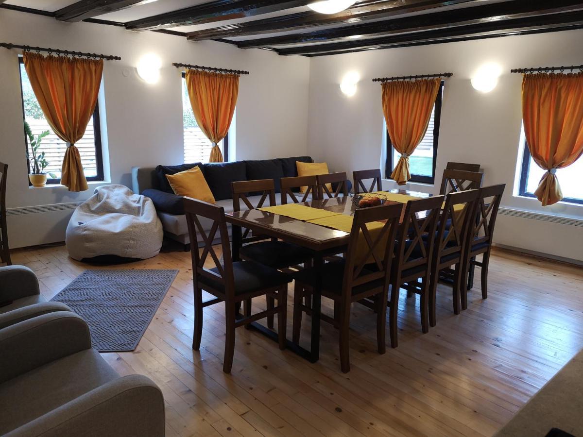 Algarte Guest House Madzhare Bagian luar foto