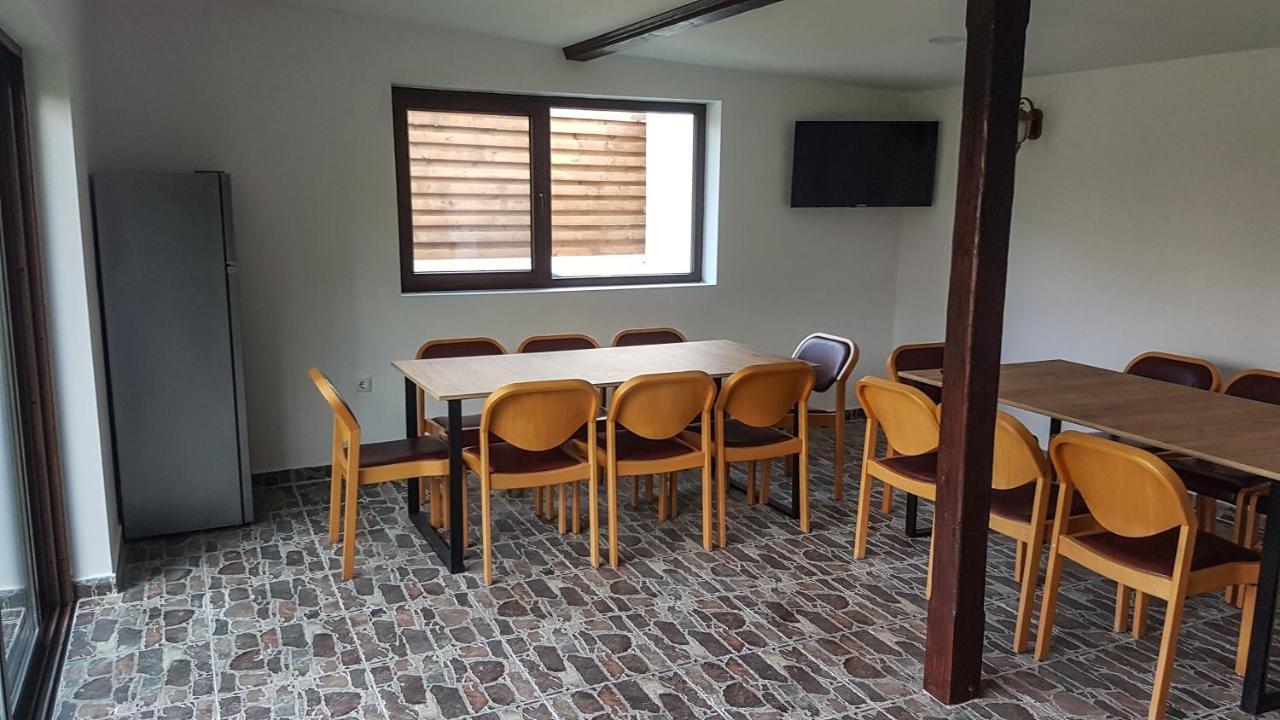 Algarte Guest House Madzhare Bagian luar foto