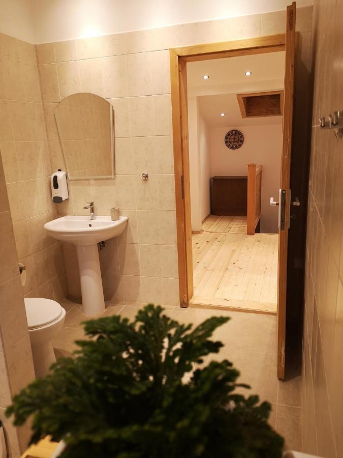 Algarte Guest House Madzhare Bagian luar foto