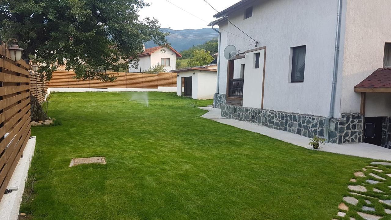 Algarte Guest House Madzhare Bagian luar foto