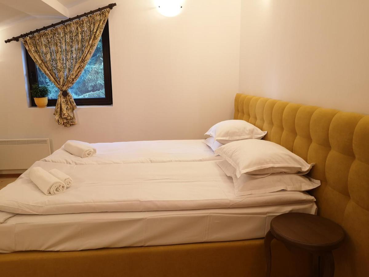 Algarte Guest House Madzhare Bagian luar foto
